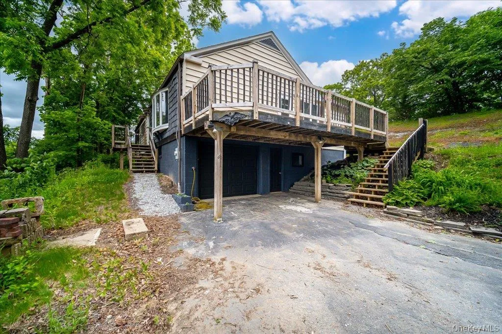 99 Moore Street, Kingston, NY, 4 Bedrooms Bedrooms, 8 Rooms Rooms,1 BathroomBathrooms,Residential,For Rent,Moore,0,1010862 99 Moore Street, Kingston, NY, 4 Bedrooms Bedrooms, 8 Rooms Rooms,1 BathroomBathrooms,Residential,For Rent,Moore,0,1010862