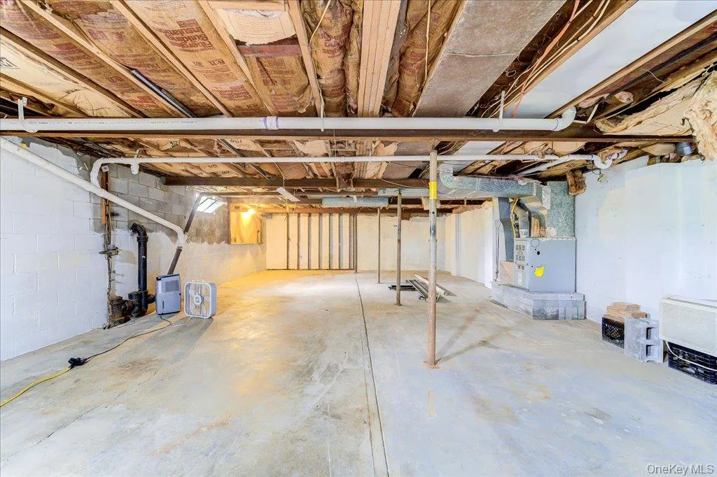 99 Moore Street, Kingston, NY, 4 Bedrooms Bedrooms, 8 Rooms Rooms,1 BathroomBathrooms,Residential,For Rent,Moore,0,1010862 99 Moore Street, Kingston, NY, 4 Bedrooms Bedrooms, 8 Rooms Rooms,1 BathroomBathrooms,Residential,For Rent,Moore,0,1010862
