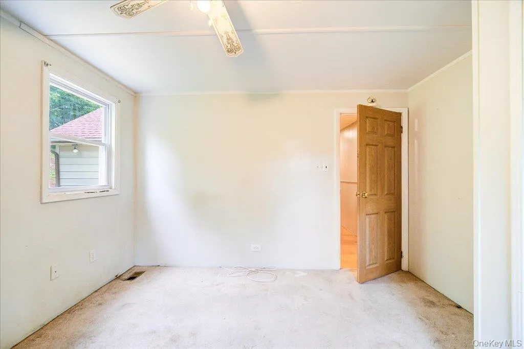 99 Moore Street, Kingston, NY, 4 Bedrooms Bedrooms, 8 Rooms Rooms,1 BathroomBathrooms,Residential,For Rent,Moore,0,1010862 99 Moore Street, Kingston, NY, 4 Bedrooms Bedrooms, 8 Rooms Rooms,1 BathroomBathrooms,Residential,For Rent,Moore,0,1010862