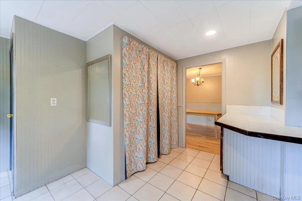 99 Moore Street, Kingston, NY, 4 Bedrooms Bedrooms, 8 Rooms Rooms,1 BathroomBathrooms,Residential,For Rent,Moore,0,1010862 99 Moore Street, Kingston, NY, 4 Bedrooms Bedrooms, 8 Rooms Rooms,1 BathroomBathrooms,Residential,For Rent,Moore,0,1010862