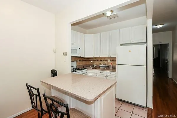 1832 George Street, New York, NY, 1 Bedroom Bedrooms, 2 Rooms Rooms,1 BathroomBathrooms,Residential,For Rent,George,0,1010863 1832 George Street, New York, NY, 1 Bedroom Bedrooms, 2 Rooms Rooms,1 BathroomBathrooms,Residential,For Rent,George,0,1010863