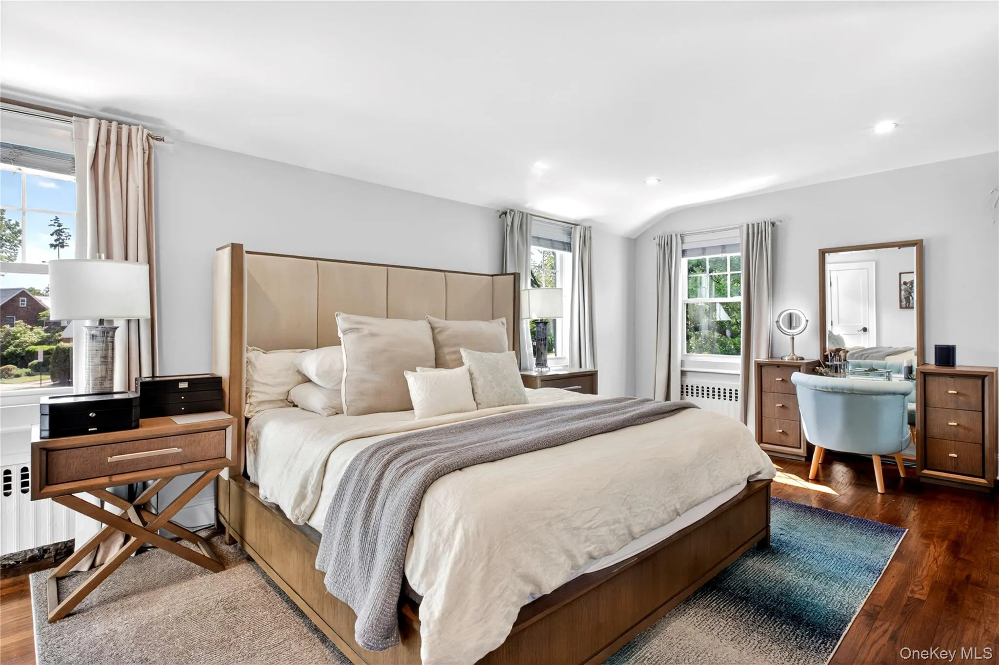 7 Merillon Avenue, Hempstead, NY, 4 Bedrooms Bedrooms, 7 Rooms Rooms,2 BathroomsBathrooms,Residential,For Rent,Merillon,0,1010867 7 Merillon Avenue, Hempstead, NY, 4 Bedrooms Bedrooms, 7 Rooms Rooms,2 BathroomsBathrooms,Residential,For Rent,Merillon,0,1010867