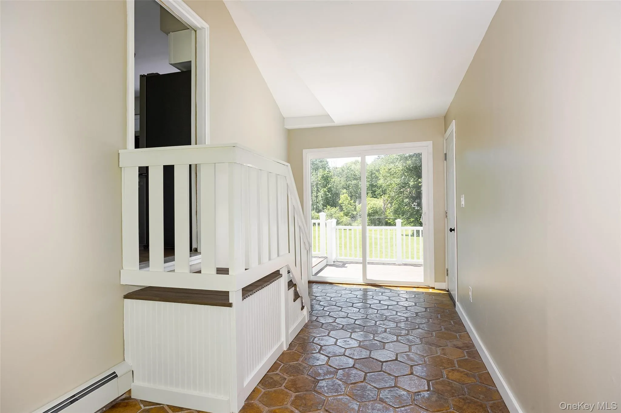 18 Cream Street, Hyde Park, NY, 4 Bedrooms Bedrooms, 9 Rooms Rooms,2 BathroomsBathrooms,Residential,For Rent,Cream,0,1010873 18 Cream Street, Hyde Park, NY, 4 Bedrooms Bedrooms, 9 Rooms Rooms,2 BathroomsBathrooms,Residential,For Rent,Cream,0,1010873