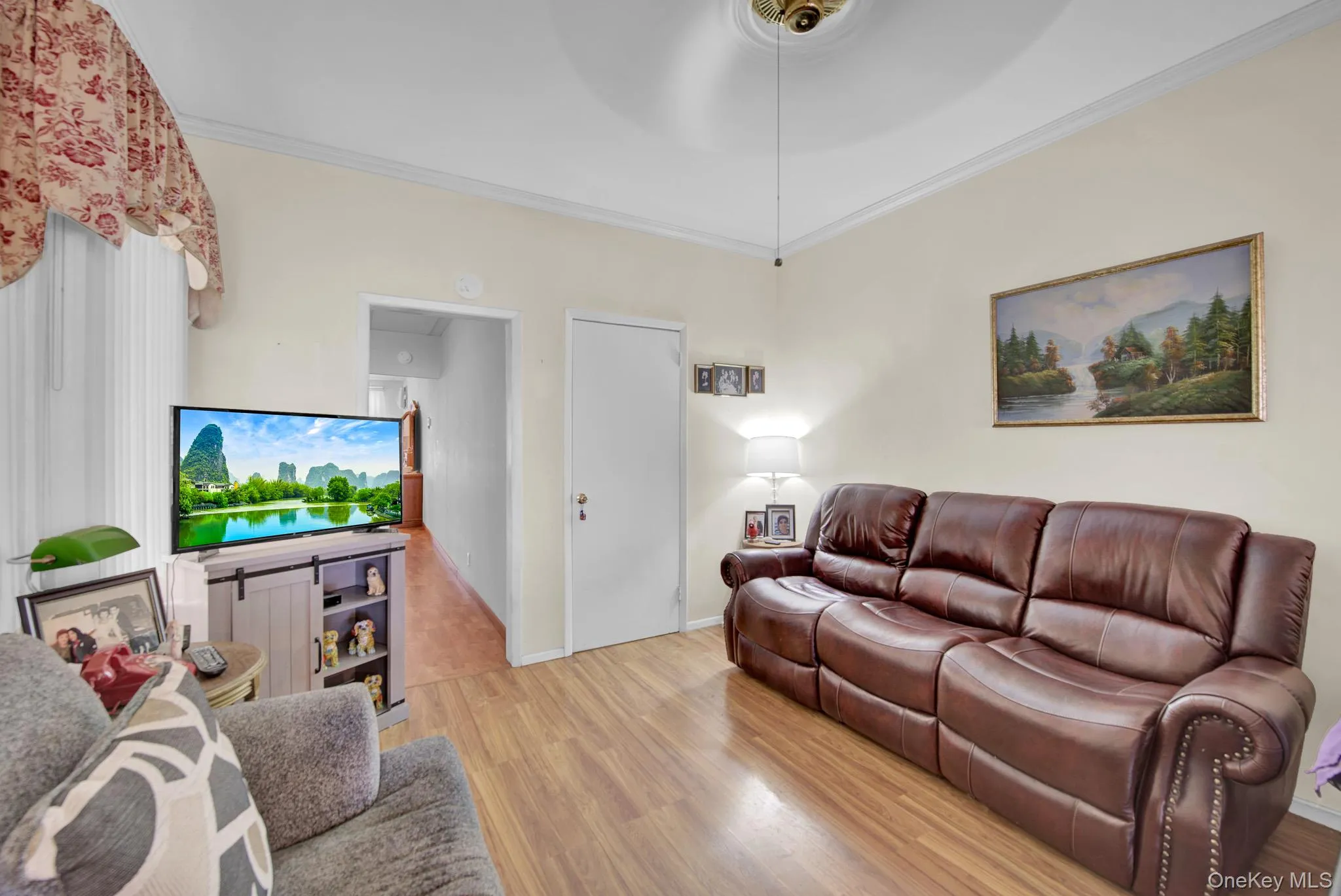 70-29 68 th Place, New York, NY, 5 Bedrooms Bedrooms, 10 Rooms Rooms,2 BathroomsBathrooms,Residential,For Rent,68 th,0,1010875 70-29 68 th Place, New York, NY, 5 Bedrooms Bedrooms, 10 Rooms Rooms,2 BathroomsBathrooms,Residential,For Rent,68 th,0,1010875