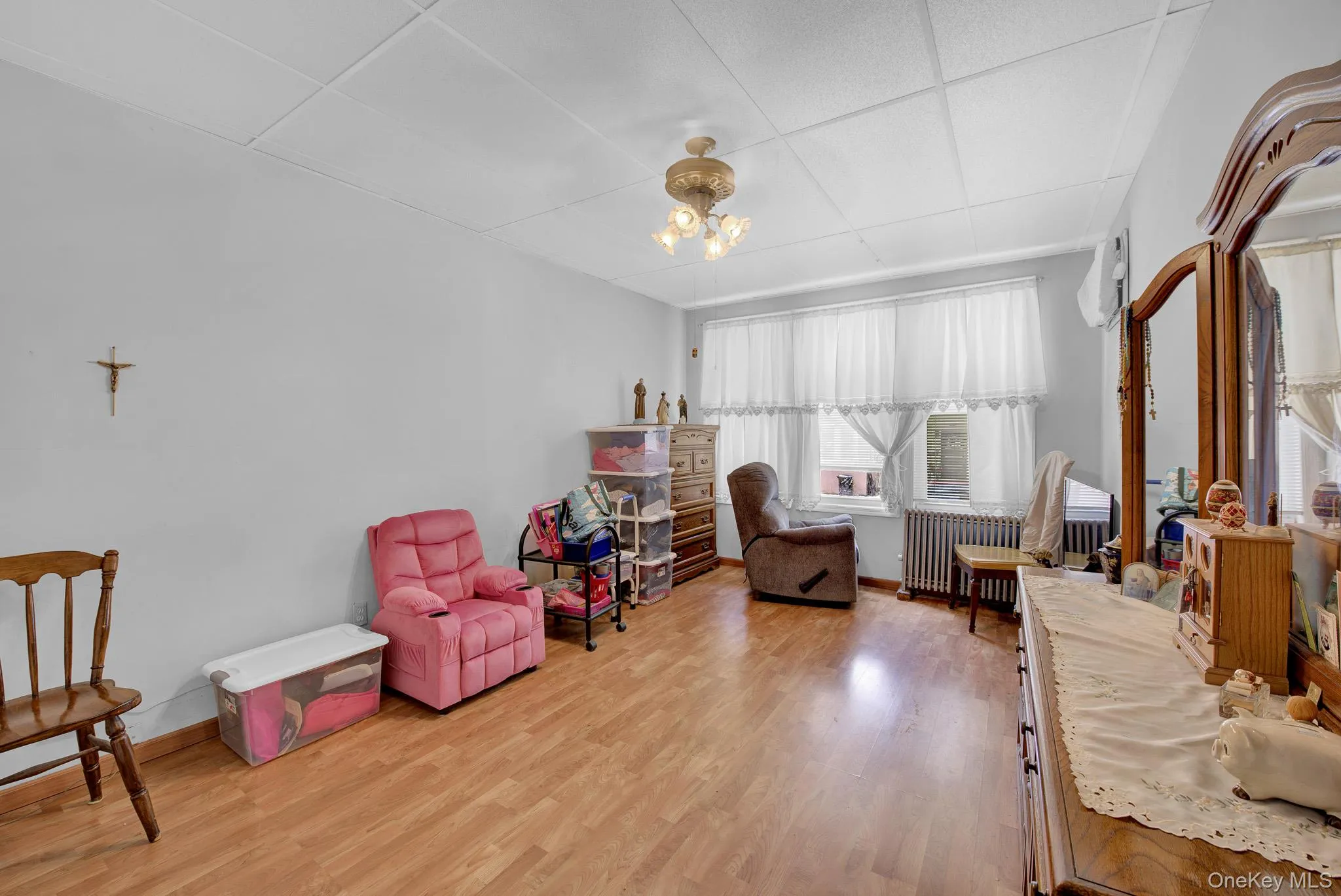 70-29 68 th Place, New York, NY, 5 Bedrooms Bedrooms, 10 Rooms Rooms,2 BathroomsBathrooms,Residential,For Rent,68 th,0,1010875 70-29 68 th Place, New York, NY, 5 Bedrooms Bedrooms, 10 Rooms Rooms,2 BathroomsBathrooms,Residential,For Rent,68 th,0,1010875