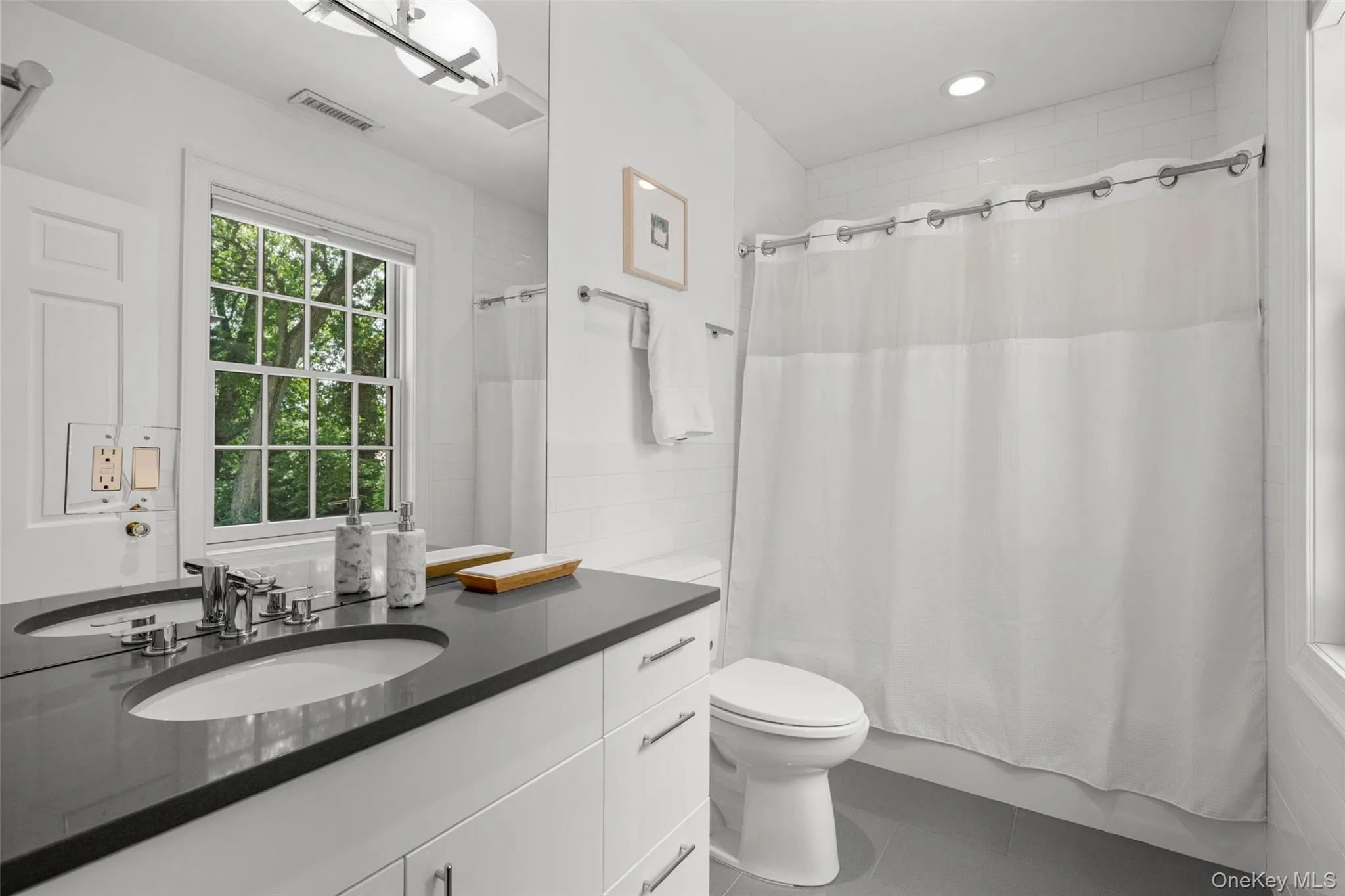 7 Rochelle Road, Mamaroneck, NY, 6 Bedrooms Bedrooms, 12 Rooms Rooms,5 BathroomsBathrooms,Residential,For Rent,Rochelle,0,1010877 7 Rochelle Road, Mamaroneck, NY, 6 Bedrooms Bedrooms, 12 Rooms Rooms,5 BathroomsBathrooms,Residential,For Rent,Rochelle,0,1010877