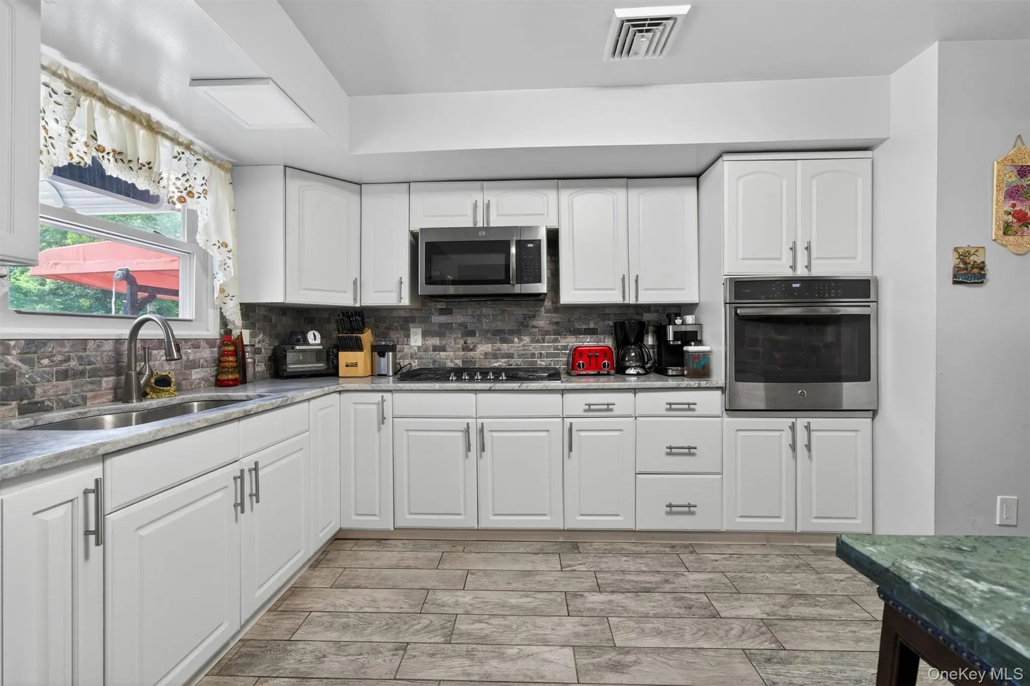 18 Helms Hill Road, Blooming Grove, NY, 3 Bedrooms Bedrooms, 11 Rooms Rooms,3 BathroomsBathrooms,Residential,For Rent,Helms Hill,0,1010878 18 Helms Hill Road, Blooming Grove, NY, 3 Bedrooms Bedrooms, 11 Rooms Rooms,3 BathroomsBathrooms,Residential,For Rent,Helms Hill,0,1010878