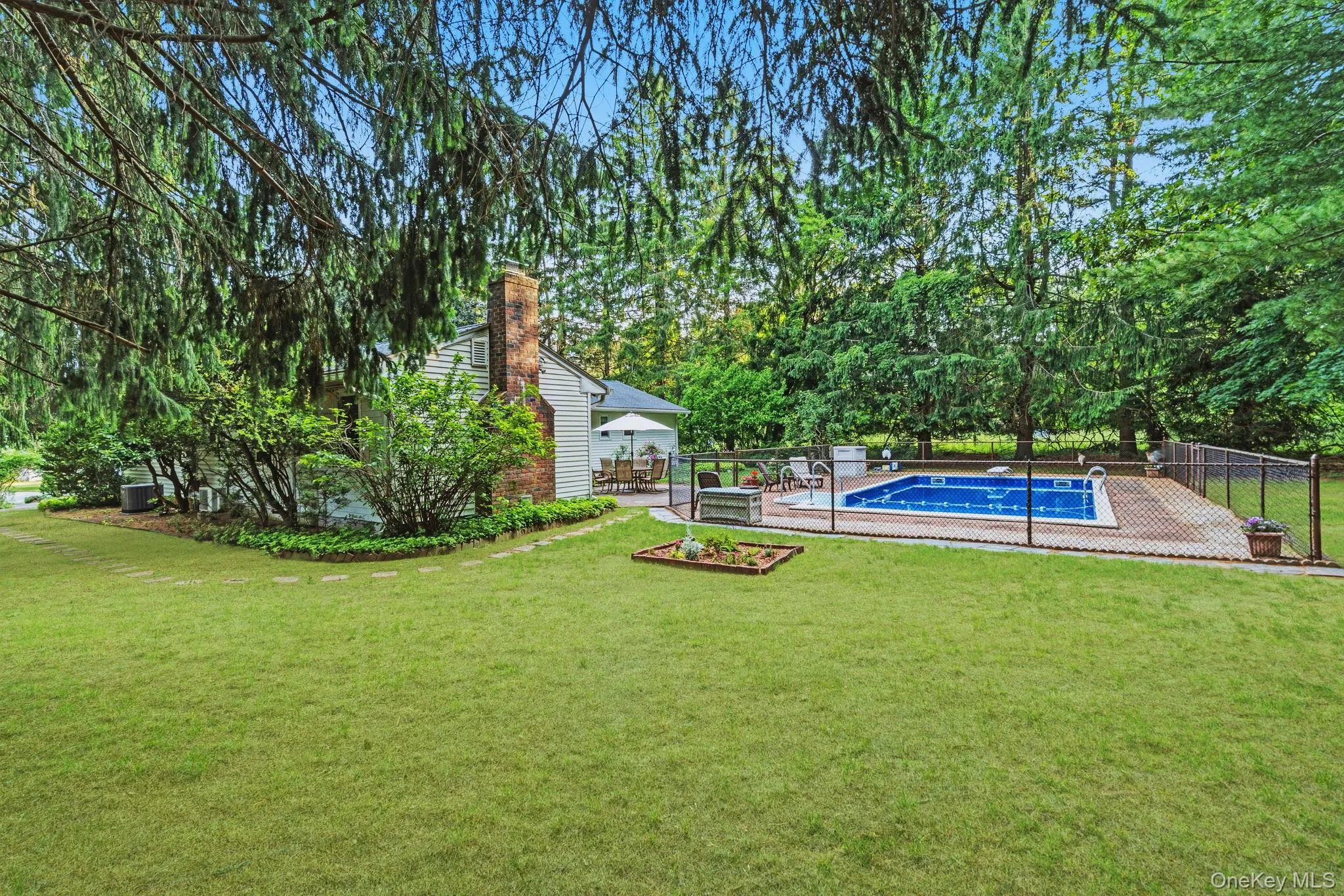 54 Randall Road, Brookhaven, NY, 3 Bedrooms Bedrooms, 7 Rooms Rooms,1 BathroomBathrooms,Residential,For Rent,Randall,0,1010879 54 Randall Road, Brookhaven, NY, 3 Bedrooms Bedrooms, 7 Rooms Rooms,1 BathroomBathrooms,Residential,For Rent,Randall,0,1010879