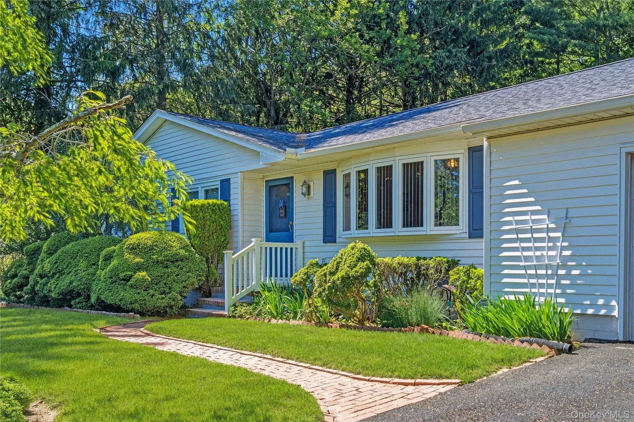 54 Randall Road, Brookhaven, NY, 3 Bedrooms Bedrooms, 7 Rooms Rooms,1 BathroomBathrooms,Residential,For Rent,Randall,0,1010879 54 Randall Road, Brookhaven, NY, 3 Bedrooms Bedrooms, 7 Rooms Rooms,1 BathroomBathrooms,Residential,For Rent,Randall,0,1010879