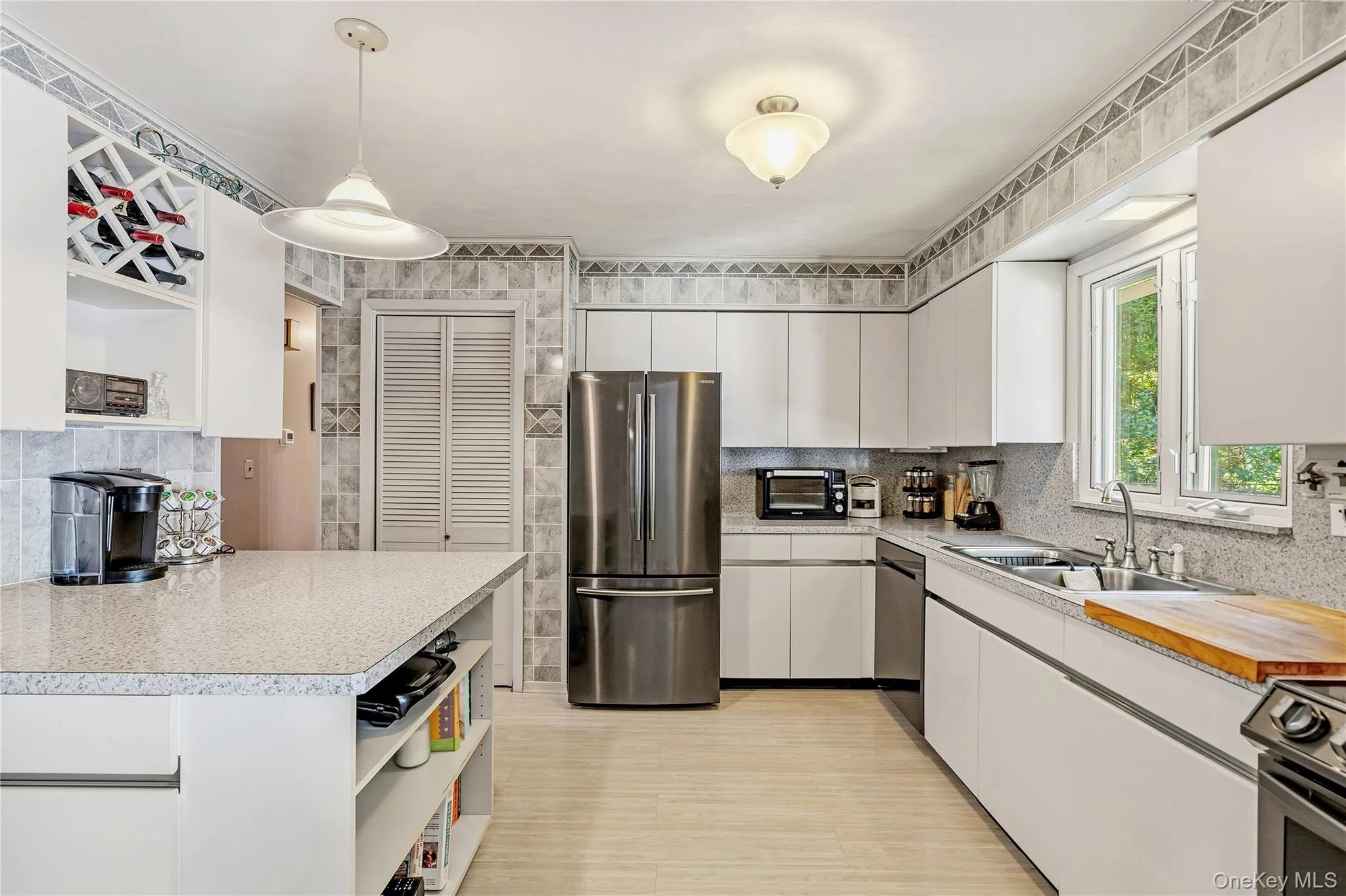 54 Randall Road, Brookhaven, NY, 3 Bedrooms Bedrooms, 7 Rooms Rooms,1 BathroomBathrooms,Residential,For Rent,Randall,0,1010879 54 Randall Road, Brookhaven, NY, 3 Bedrooms Bedrooms, 7 Rooms Rooms,1 BathroomBathrooms,Residential,For Rent,Randall,0,1010879