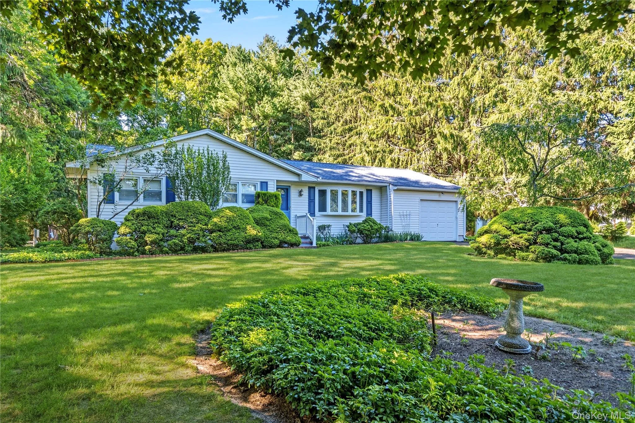 54 Randall Road, Brookhaven, NY, 3 Bedrooms Bedrooms, 7 Rooms Rooms,1 BathroomBathrooms,Residential,For Rent,Randall,0,1010879 54 Randall Road, Brookhaven, NY, 3 Bedrooms Bedrooms, 7 Rooms Rooms,1 BathroomBathrooms,Residential,For Rent,Randall,0,1010879