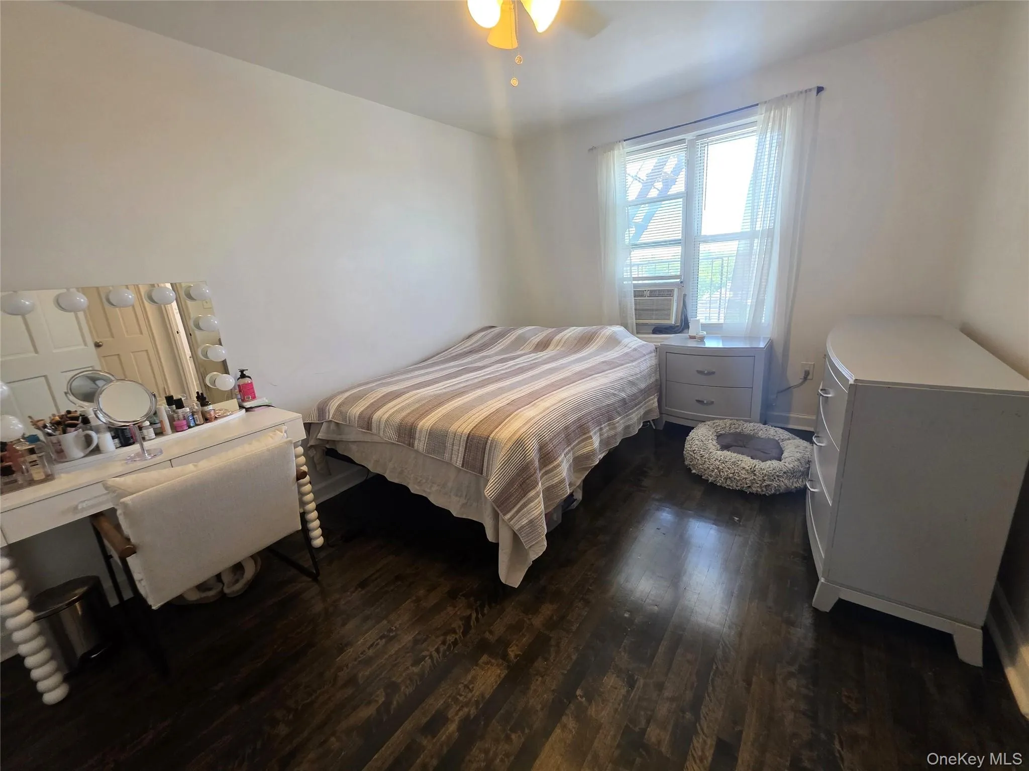 33-15 81st Street, New York, NY, 1 Bedroom Bedrooms, 3 Rooms Rooms,1 BathroomBathrooms,Residential,For Rent,81st,0,1010883 33-15 81st Street, New York, NY, 1 Bedroom Bedrooms, 3 Rooms Rooms,1 BathroomBathrooms,Residential,For Rent,81st,0,1010883