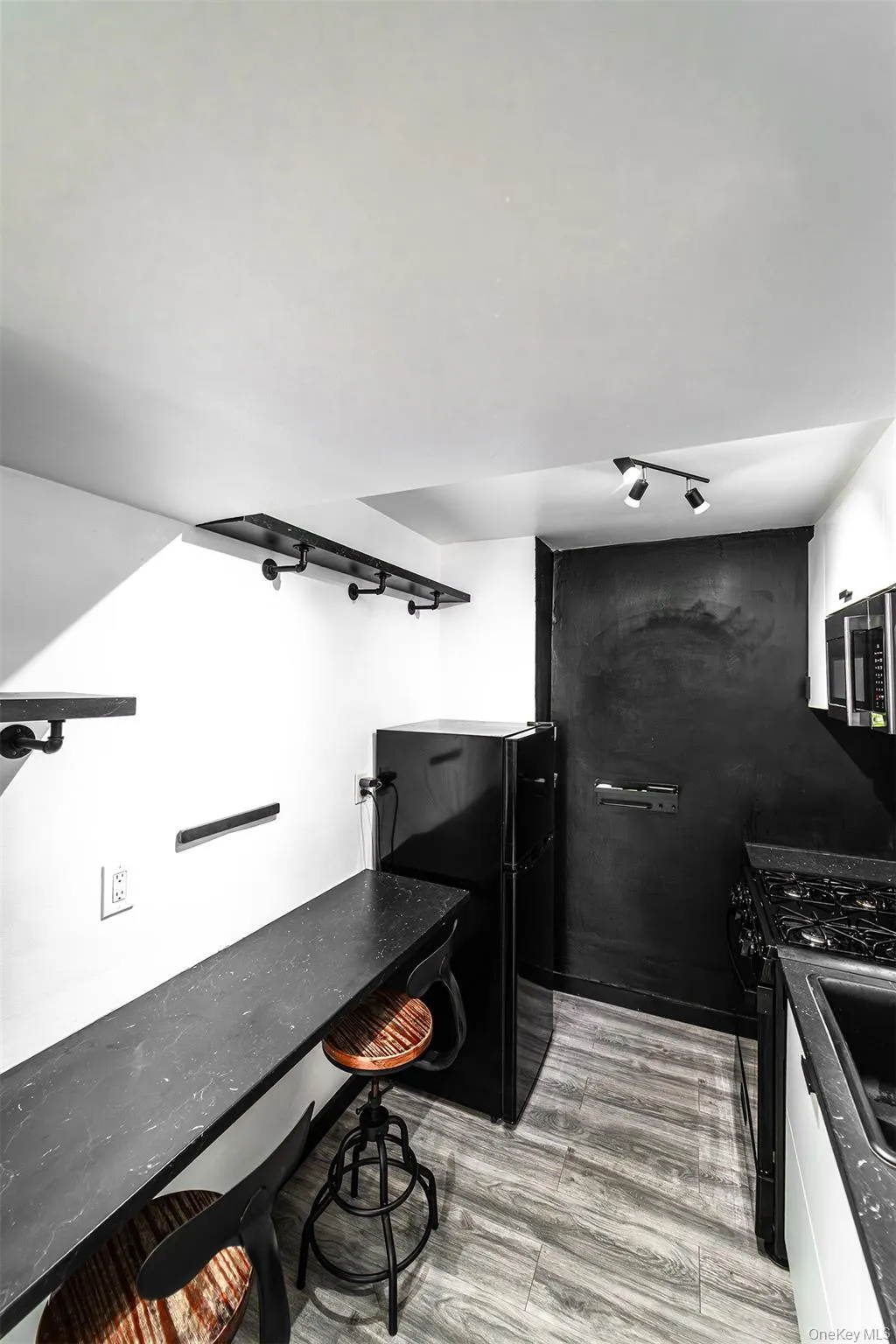 88-29 155th Avenue, New York, NY, 1 Bedroom Bedrooms, 1 Room Rooms,1 BathroomBathrooms,Residential,For Rent,155th,0,1010884 88-29 155th Avenue, New York, NY, 1 Bedroom Bedrooms, 1 Room Rooms,1 BathroomBathrooms,Residential,For Rent,155th,0,1010884
