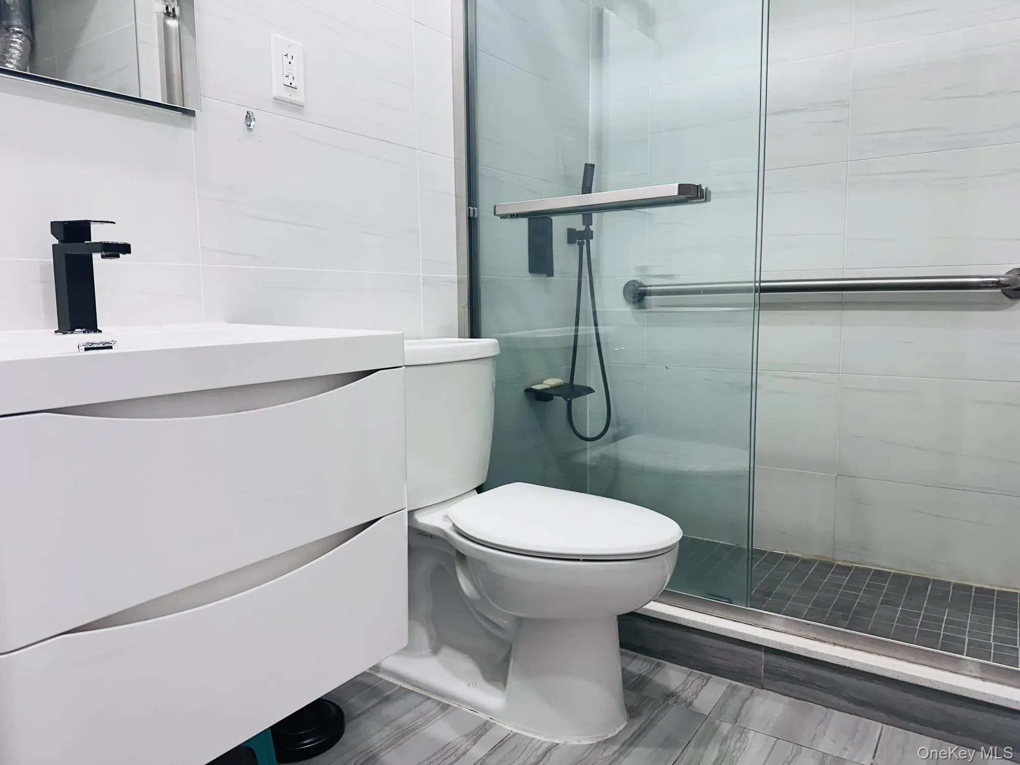 136-17 Maple Avenue, New York, NY, 2 Bedrooms Bedrooms, 5 Rooms Rooms,2 BathroomsBathrooms,Residential,For Rent,Maple,0,1010885 136-17 Maple Avenue, New York, NY, 2 Bedrooms Bedrooms, 5 Rooms Rooms,2 BathroomsBathrooms,Residential,For Rent,Maple,0,1010885