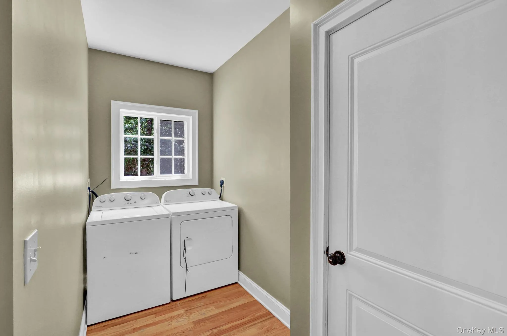130 Mill Road, Brookhaven, NY, 4 Bedrooms Bedrooms, 8 Rooms Rooms,2 BathroomsBathrooms,Residential,For Rent,Mill,0,1010886 130 Mill Road, Brookhaven, NY, 4 Bedrooms Bedrooms, 8 Rooms Rooms,2 BathroomsBathrooms,Residential,For Rent,Mill,0,1010886