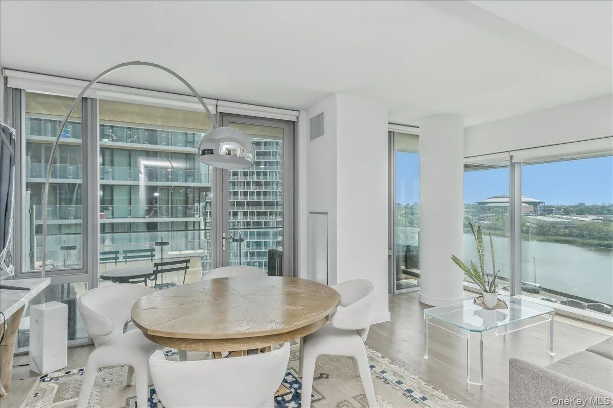 131-03 40th Road, New York, NY, 1 Bedroom Bedrooms, 5 Rooms Rooms,1 BathroomBathrooms,Residential,For Rent,40th,0,1010889 131-03 40th Road, New York, NY, 1 Bedroom Bedrooms, 5 Rooms Rooms,1 BathroomBathrooms,Residential,For Rent,40th,0,1010889