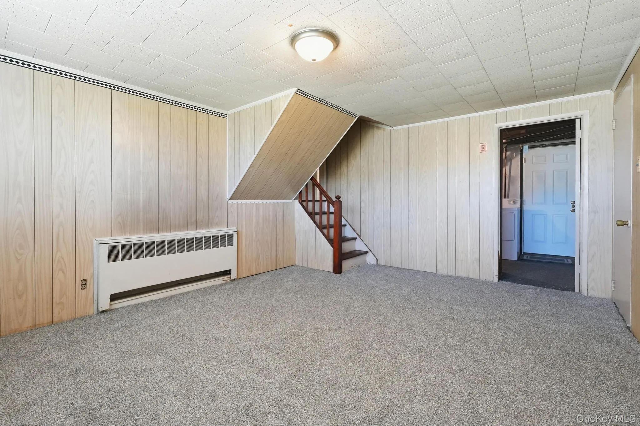 3547 Northview Avenue, Hempstead, NY, 3 Bedrooms Bedrooms, 7 Rooms Rooms,1 BathroomBathrooms,Residential,For Rent,Northview,0,1010891 3547 Northview Avenue, Hempstead, NY, 3 Bedrooms Bedrooms, 7 Rooms Rooms,1 BathroomBathrooms,Residential,For Rent,Northview,0,1010891