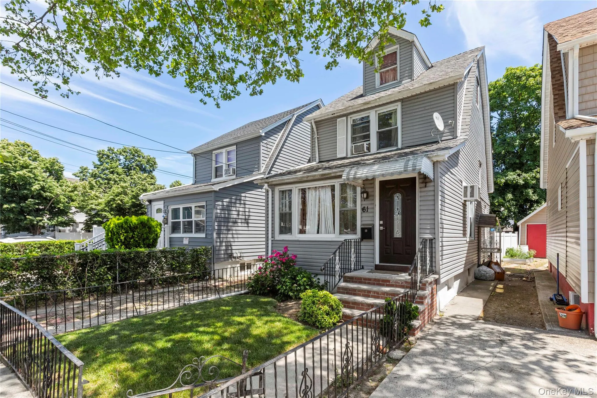 115-61 217th Street, New York, NY, 3 Bedrooms Bedrooms, 7 Rooms Rooms,2 BathroomsBathrooms,Residential,For Rent,217th,0,1010894 115-61 217th Street, New York, NY, 3 Bedrooms Bedrooms, 7 Rooms Rooms,2 BathroomsBathrooms,Residential,For Rent,217th,0,1010894