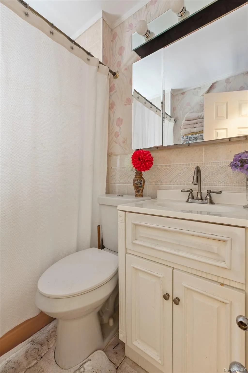 115-61 217th Street, New York, NY, 3 Bedrooms Bedrooms, 7 Rooms Rooms,2 BathroomsBathrooms,Residential,For Rent,217th,0,1010894 115-61 217th Street, New York, NY, 3 Bedrooms Bedrooms, 7 Rooms Rooms,2 BathroomsBathrooms,Residential,For Rent,217th,0,1010894