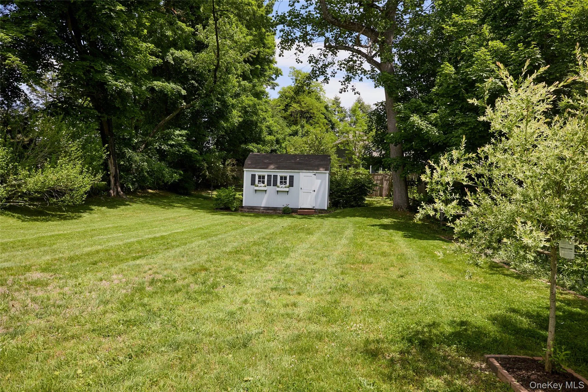 37 Mansion Drive, Hyde Park, NY, 3 Bedrooms Bedrooms, 8 Rooms Rooms,2 BathroomsBathrooms,Residential,For Rent,Mansion,0,1010895 37 Mansion Drive, Hyde Park, NY, 3 Bedrooms Bedrooms, 8 Rooms Rooms,2 BathroomsBathrooms,Residential,For Rent,Mansion,0,1010895