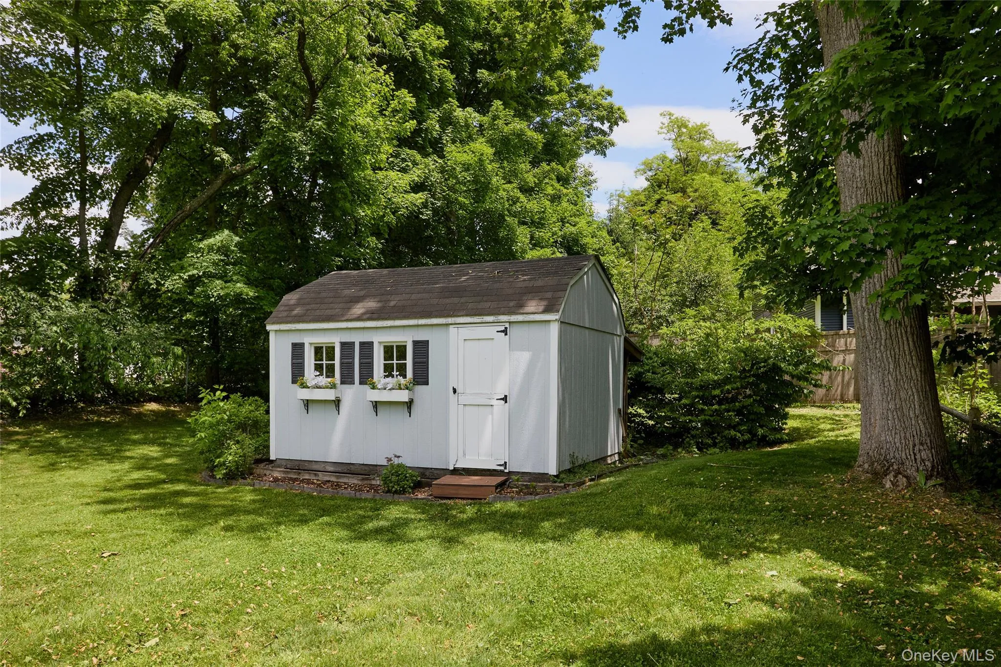 37 Mansion Drive, Hyde Park, NY, 3 Bedrooms Bedrooms, 8 Rooms Rooms,2 BathroomsBathrooms,Residential,For Rent,Mansion,0,1010895 37 Mansion Drive, Hyde Park, NY, 3 Bedrooms Bedrooms, 8 Rooms Rooms,2 BathroomsBathrooms,Residential,For Rent,Mansion,0,1010895
