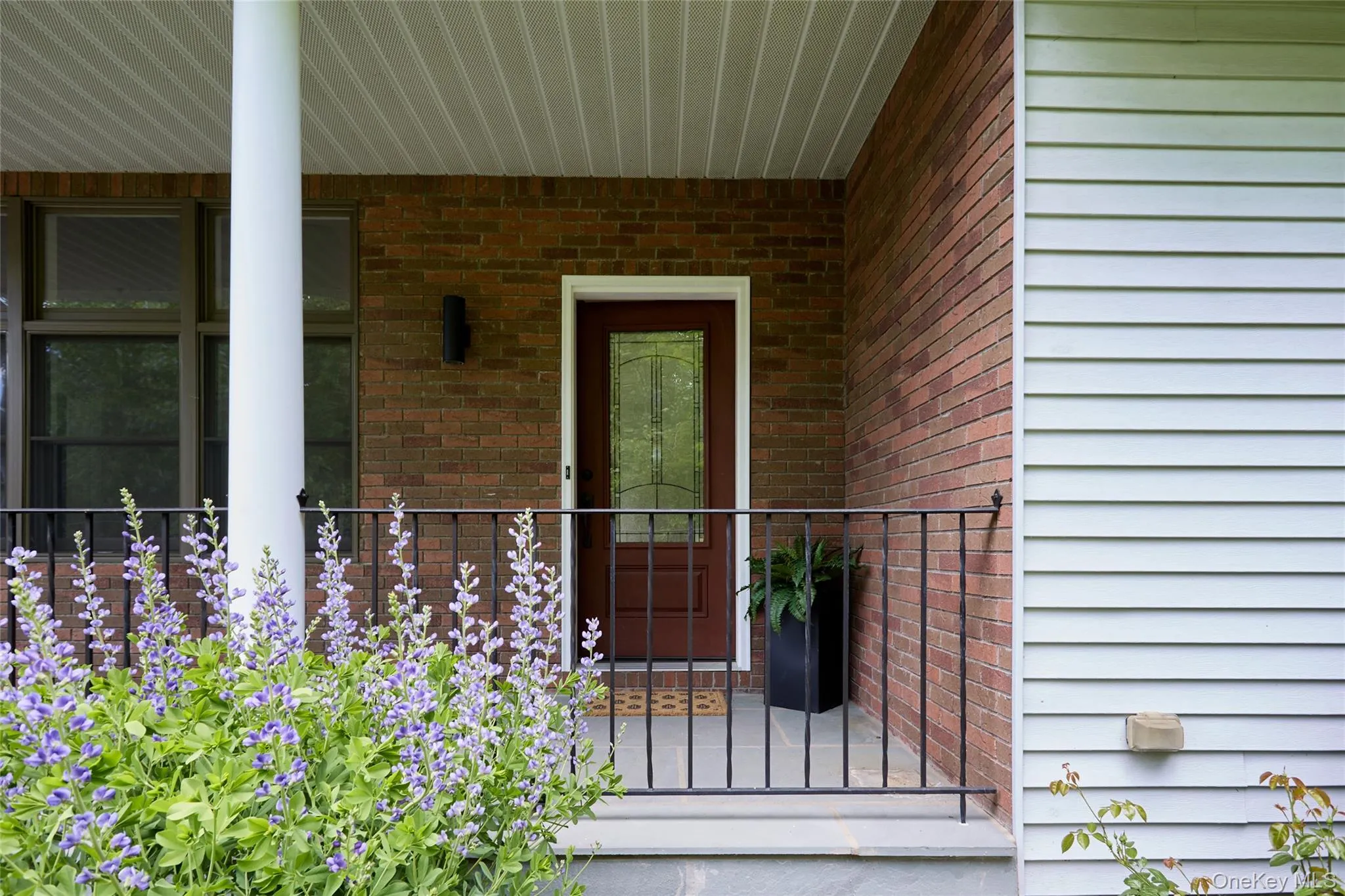 37 Mansion Drive, Hyde Park, NY, 3 Bedrooms Bedrooms, 8 Rooms Rooms,2 BathroomsBathrooms,Residential,For Rent,Mansion,0,1010895 37 Mansion Drive, Hyde Park, NY, 3 Bedrooms Bedrooms, 8 Rooms Rooms,2 BathroomsBathrooms,Residential,For Rent,Mansion,0,1010895