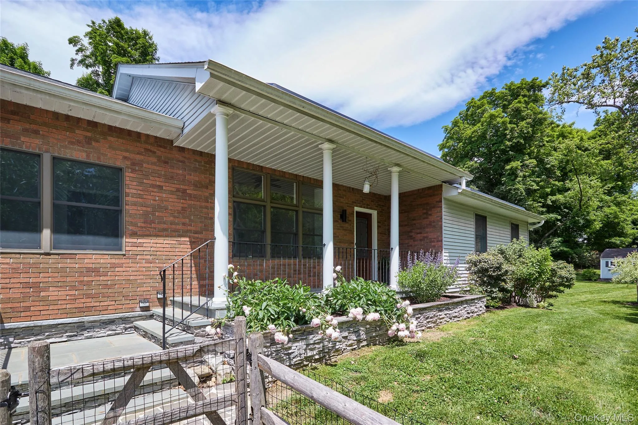 37 Mansion Drive, Hyde Park, NY, 3 Bedrooms Bedrooms, 8 Rooms Rooms,2 BathroomsBathrooms,Residential,For Rent,Mansion,0,1010895 37 Mansion Drive, Hyde Park, NY, 3 Bedrooms Bedrooms, 8 Rooms Rooms,2 BathroomsBathrooms,Residential,For Rent,Mansion,0,1010895