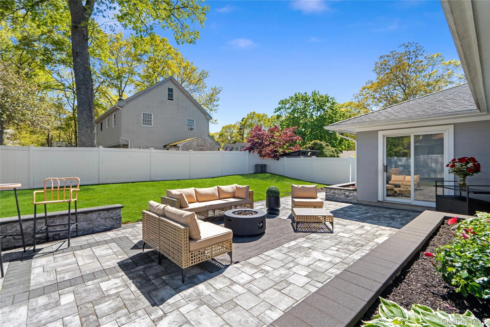 63 Orchard Street, Brookhaven, NY, 3 Bedrooms Bedrooms, 6 Rooms Rooms,2 BathroomsBathrooms,Residential,For Rent,Orchard,0,1010903 63 Orchard Street, Brookhaven, NY, 3 Bedrooms Bedrooms, 6 Rooms Rooms,2 BathroomsBathrooms,Residential,For Rent,Orchard,0,1010903