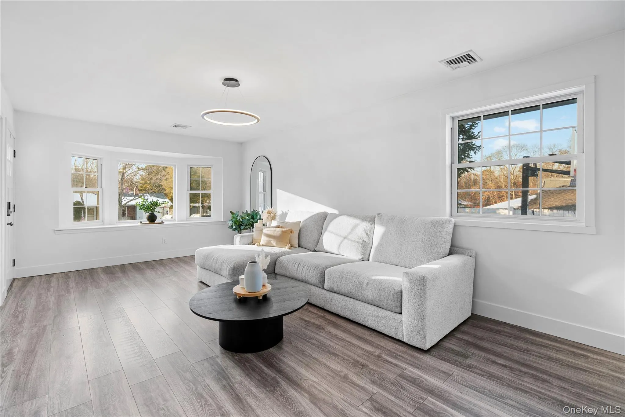 63 Orchard Street, Brookhaven, NY, 3 Bedrooms Bedrooms, 6 Rooms Rooms,2 BathroomsBathrooms,Residential,For Rent,Orchard,0,1010903 63 Orchard Street, Brookhaven, NY, 3 Bedrooms Bedrooms, 6 Rooms Rooms,2 BathroomsBathrooms,Residential,For Rent,Orchard,0,1010903