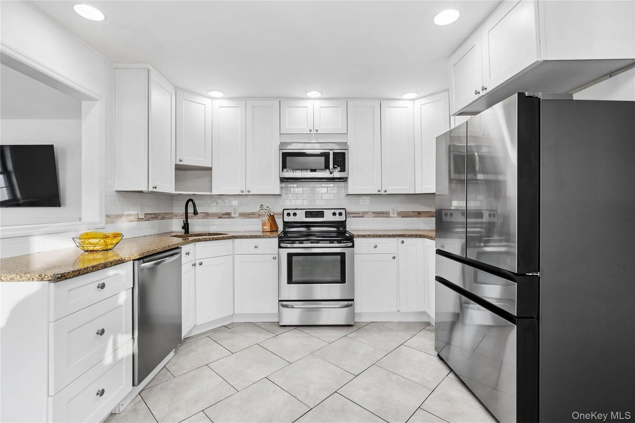 63 Orchard Street, Brookhaven, NY, 3 Bedrooms Bedrooms, 6 Rooms Rooms,2 BathroomsBathrooms,Residential,For Rent,Orchard,0,1010903 63 Orchard Street, Brookhaven, NY, 3 Bedrooms Bedrooms, 6 Rooms Rooms,2 BathroomsBathrooms,Residential,For Rent,Orchard,0,1010903