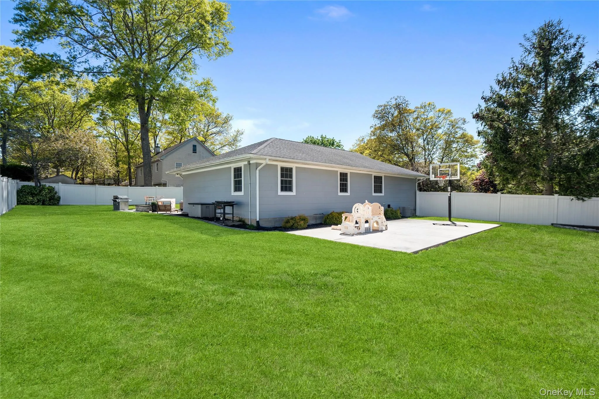 63 Orchard Street, Brookhaven, NY, 3 Bedrooms Bedrooms, 6 Rooms Rooms,2 BathroomsBathrooms,Residential,For Rent,Orchard,0,1010903 63 Orchard Street, Brookhaven, NY, 3 Bedrooms Bedrooms, 6 Rooms Rooms,2 BathroomsBathrooms,Residential,For Rent,Orchard,0,1010903