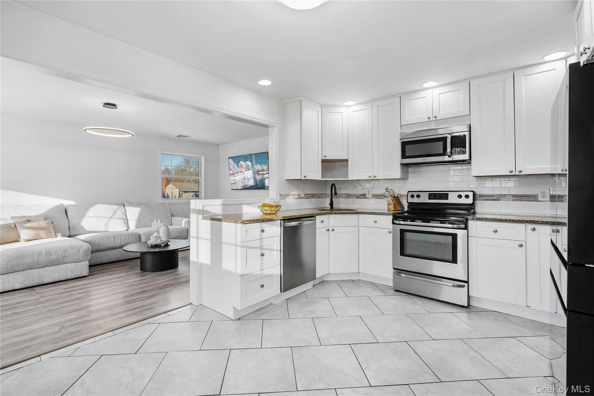 63 Orchard Street, Brookhaven, NY, 3 Bedrooms Bedrooms, 6 Rooms Rooms,2 BathroomsBathrooms,Residential,For Rent,Orchard,0,1010903 63 Orchard Street, Brookhaven, NY, 3 Bedrooms Bedrooms, 6 Rooms Rooms,2 BathroomsBathrooms,Residential,For Rent,Orchard,0,1010903