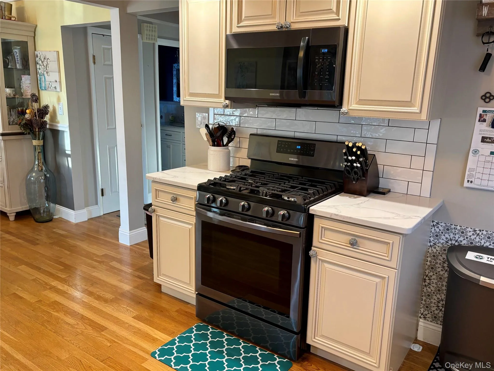 304 Lido Parkway, Babylon, NY, 4 Bedrooms Bedrooms, 8 Rooms Rooms,2 BathroomsBathrooms,Residential,For Rent,Lido,0,1010908 304 Lido Parkway, Babylon, NY, 4 Bedrooms Bedrooms, 8 Rooms Rooms,2 BathroomsBathrooms,Residential,For Rent,Lido,0,1010908
