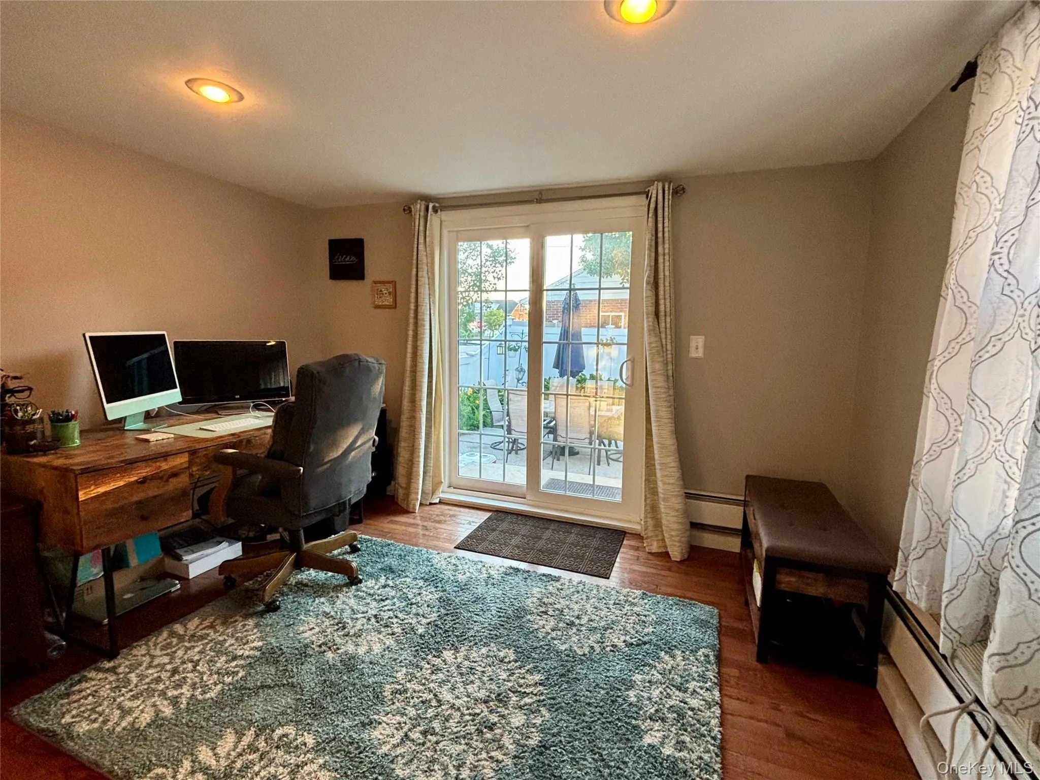 304 Lido Parkway, Babylon, NY, 4 Bedrooms Bedrooms, 8 Rooms Rooms,2 BathroomsBathrooms,Residential,For Rent,Lido,0,1010908 304 Lido Parkway, Babylon, NY, 4 Bedrooms Bedrooms, 8 Rooms Rooms,2 BathroomsBathrooms,Residential,For Rent,Lido,0,1010908