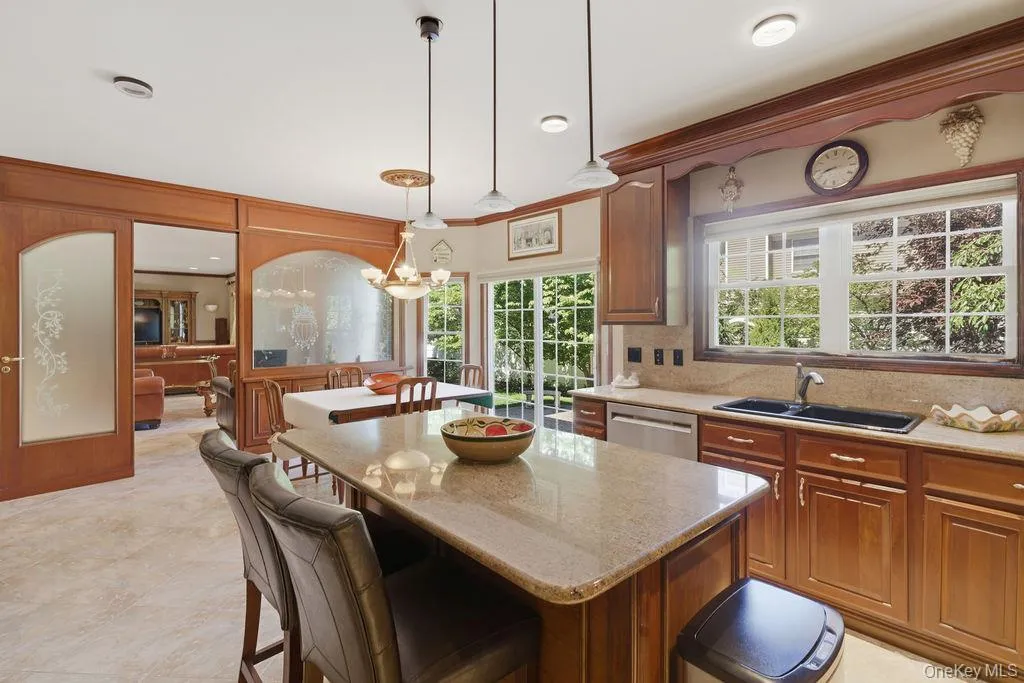 15 Boxwood Lane, Oyster Bay, NY, 4 Bedrooms Bedrooms, 8 Rooms Rooms,2 BathroomsBathrooms,Residential,For Rent,Boxwood,0,1010909 15 Boxwood Lane, Oyster Bay, NY, 4 Bedrooms Bedrooms, 8 Rooms Rooms,2 BathroomsBathrooms,Residential,For Rent,Boxwood,0,1010909