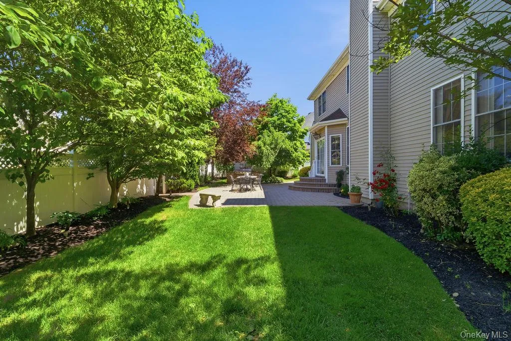 15 Boxwood Lane, Oyster Bay, NY, 4 Bedrooms Bedrooms, 8 Rooms Rooms,2 BathroomsBathrooms,Residential,For Rent,Boxwood,0,1010909 15 Boxwood Lane, Oyster Bay, NY, 4 Bedrooms Bedrooms, 8 Rooms Rooms,2 BathroomsBathrooms,Residential,For Rent,Boxwood,0,1010909