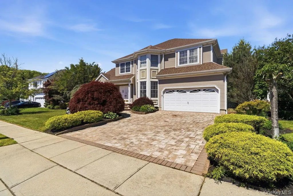 15 Boxwood Lane, Oyster Bay, NY, 4 Bedrooms Bedrooms, 8 Rooms Rooms,2 BathroomsBathrooms,Residential,For Rent,Boxwood,0,1010909 15 Boxwood Lane, Oyster Bay, NY, 4 Bedrooms Bedrooms, 8 Rooms Rooms,2 BathroomsBathrooms,Residential,For Rent,Boxwood,0,1010909