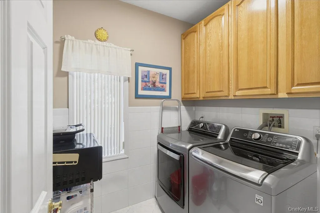 15 Boxwood Lane, Oyster Bay, NY, 4 Bedrooms Bedrooms, 8 Rooms Rooms,2 BathroomsBathrooms,Residential,For Rent,Boxwood,0,1010909 15 Boxwood Lane, Oyster Bay, NY, 4 Bedrooms Bedrooms, 8 Rooms Rooms,2 BathroomsBathrooms,Residential,For Rent,Boxwood,0,1010909