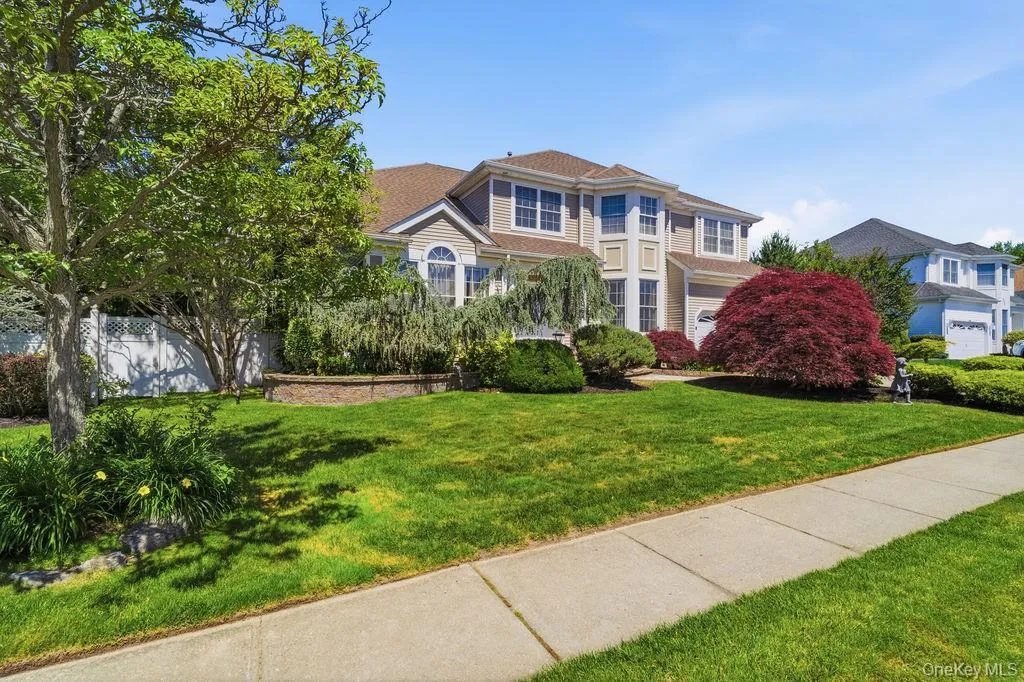 15 Boxwood Lane, Oyster Bay, NY, 4 Bedrooms Bedrooms, 8 Rooms Rooms,2 BathroomsBathrooms,Residential,For Rent,Boxwood,0,1010909 15 Boxwood Lane, Oyster Bay, NY, 4 Bedrooms Bedrooms, 8 Rooms Rooms,2 BathroomsBathrooms,Residential,For Rent,Boxwood,0,1010909