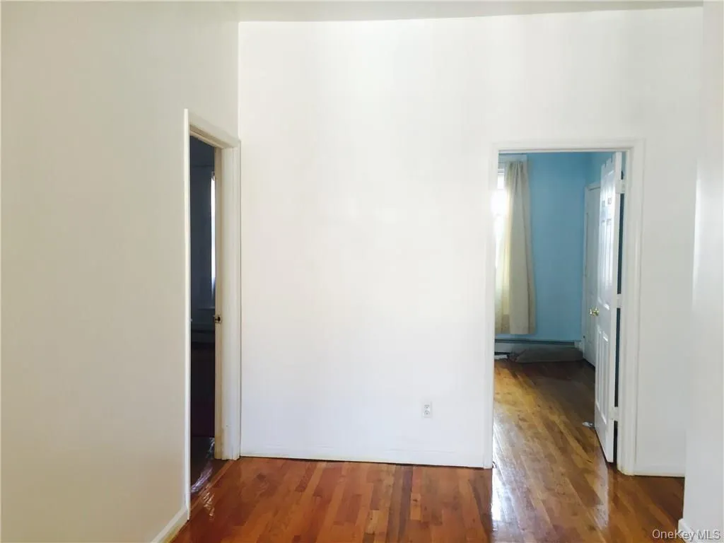 6-8 Main Street, Middletown, NY, 2 Bedrooms Bedrooms, 5 Rooms Rooms,1 BathroomBathrooms,Residential Lease,For Rent,Main,0,1010910 6-8 Main Street, Middletown, NY, 2 Bedrooms Bedrooms, 5 Rooms Rooms,1 BathroomBathrooms,Residential Lease,For Rent,Main,0,1010910