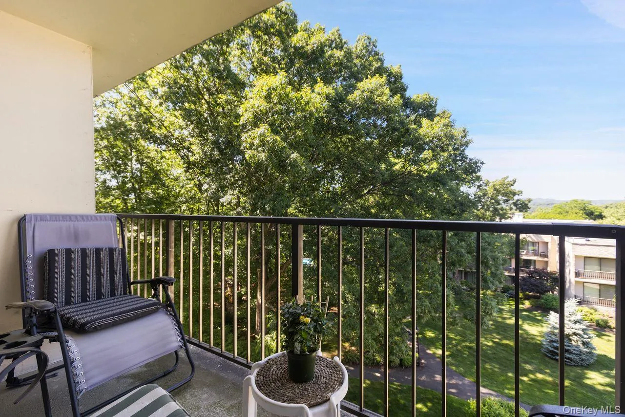 150 Overlook, Peekskill, NY, 1 Bedroom Bedrooms, 3 Rooms Rooms,1 BathroomBathrooms,Residential,For Rent,Overlook,0,1010912 150 Overlook, Peekskill, NY, 1 Bedroom Bedrooms, 3 Rooms Rooms,1 BathroomBathrooms,Residential,For Rent,Overlook,0,1010912