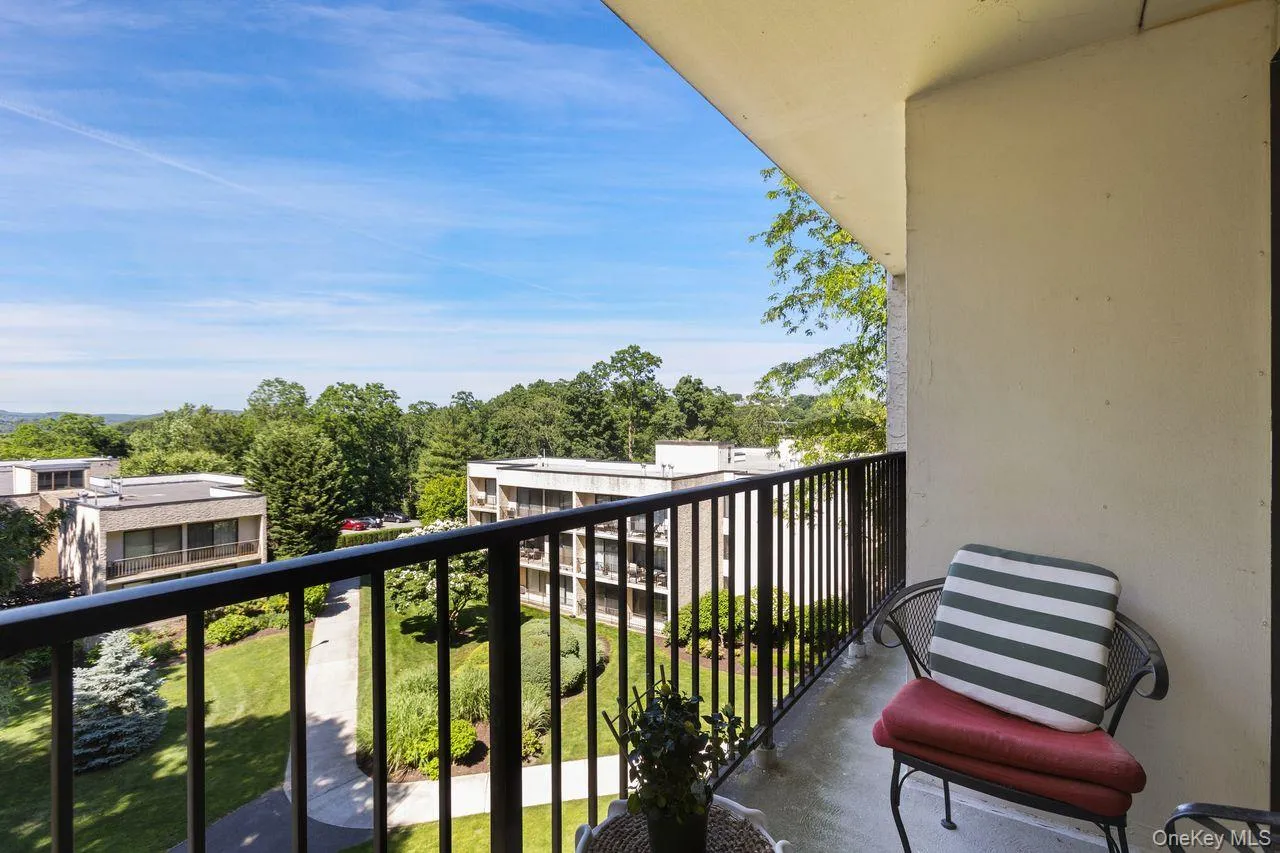 150 Overlook, Peekskill, NY, 1 Bedroom Bedrooms, 3 Rooms Rooms,1 BathroomBathrooms,Residential,For Rent,Overlook,0,1010912 150 Overlook, Peekskill, NY, 1 Bedroom Bedrooms, 3 Rooms Rooms,1 BathroomBathrooms,Residential,For Rent,Overlook,0,1010912