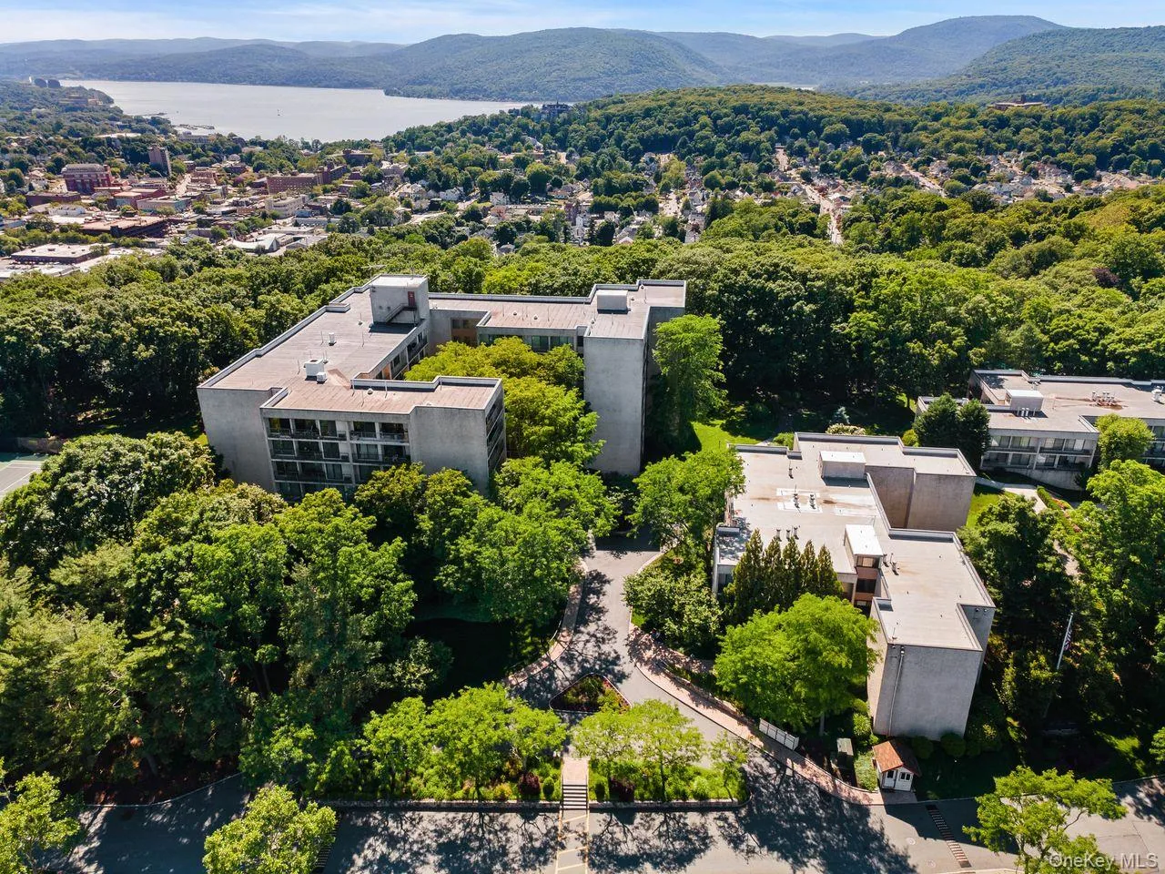 150 Overlook, Peekskill, NY, 1 Bedroom Bedrooms, 3 Rooms Rooms,1 BathroomBathrooms,Residential,For Rent,Overlook,0,1010912 150 Overlook, Peekskill, NY, 1 Bedroom Bedrooms, 3 Rooms Rooms,1 BathroomBathrooms,Residential,For Rent,Overlook,0,1010912
