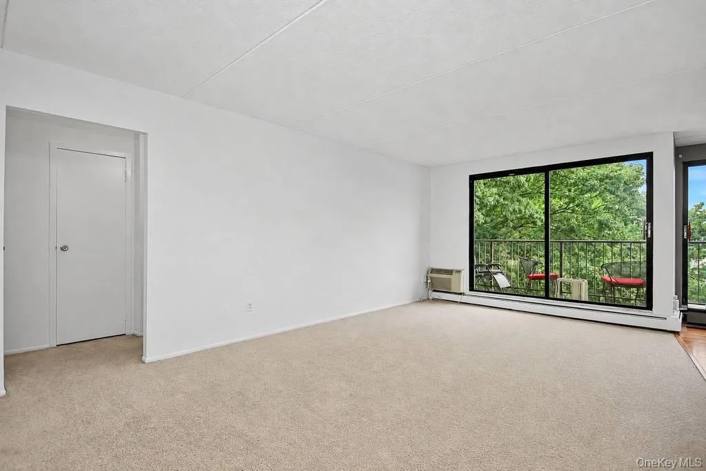 150 Overlook, Peekskill, NY, 1 Bedroom Bedrooms, 3 Rooms Rooms,1 BathroomBathrooms,Residential,For Rent,Overlook,0,1010912 150 Overlook, Peekskill, NY, 1 Bedroom Bedrooms, 3 Rooms Rooms,1 BathroomBathrooms,Residential,For Rent,Overlook,0,1010912