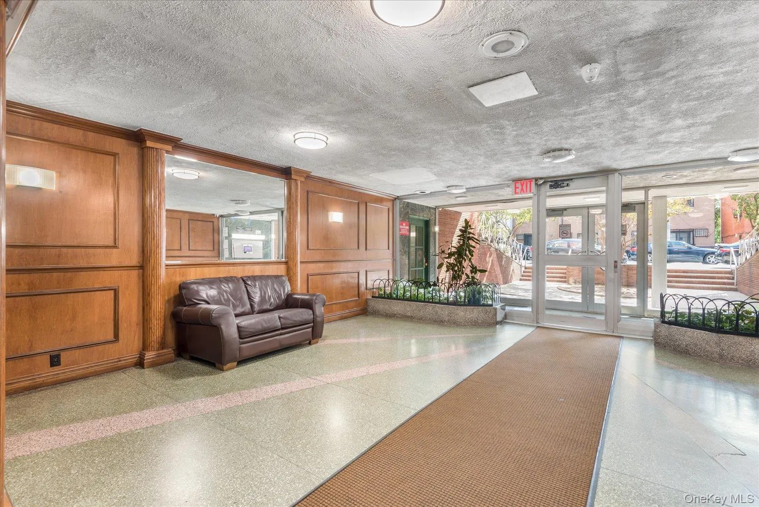 65-15 38th Avenue, New York, NY, 2 Bedrooms Bedrooms, 4 Rooms Rooms,1 BathroomBathrooms,Residential,For Rent,38th,0,1010913 65-15 38th Avenue, New York, NY, 2 Bedrooms Bedrooms, 4 Rooms Rooms,1 BathroomBathrooms,Residential,For Rent,38th,0,1010913