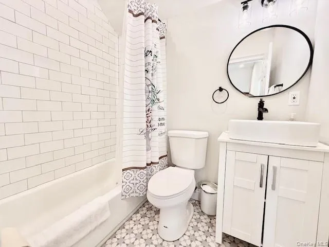275 Sound Road, Southold, NY, 3 Bedrooms Bedrooms, 6 Rooms Rooms,1 BathroomBathrooms,Residential,For Rent,Sound,0,1010914 275 Sound Road, Southold, NY, 3 Bedrooms Bedrooms, 6 Rooms Rooms,1 BathroomBathrooms,Residential,For Rent,Sound,0,1010914