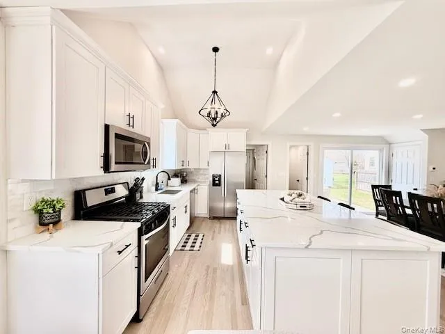 275 Sound Road, Southold, NY, 3 Bedrooms Bedrooms, 6 Rooms Rooms,1 BathroomBathrooms,Residential,For Rent,Sound,0,1010914 275 Sound Road, Southold, NY, 3 Bedrooms Bedrooms, 6 Rooms Rooms,1 BathroomBathrooms,Residential,For Rent,Sound,0,1010914