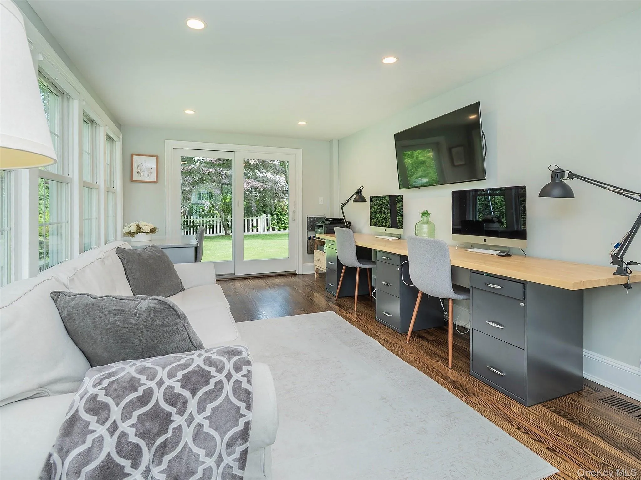 107 Dogwood Lane, North Hempstead, NY, 3 Bedrooms Bedrooms, 7 Rooms Rooms,2 BathroomsBathrooms,Residential,For Rent,Dogwood,0,1010915 107 Dogwood Lane, North Hempstead, NY, 3 Bedrooms Bedrooms, 7 Rooms Rooms,2 BathroomsBathrooms,Residential,For Rent,Dogwood,0,1010915