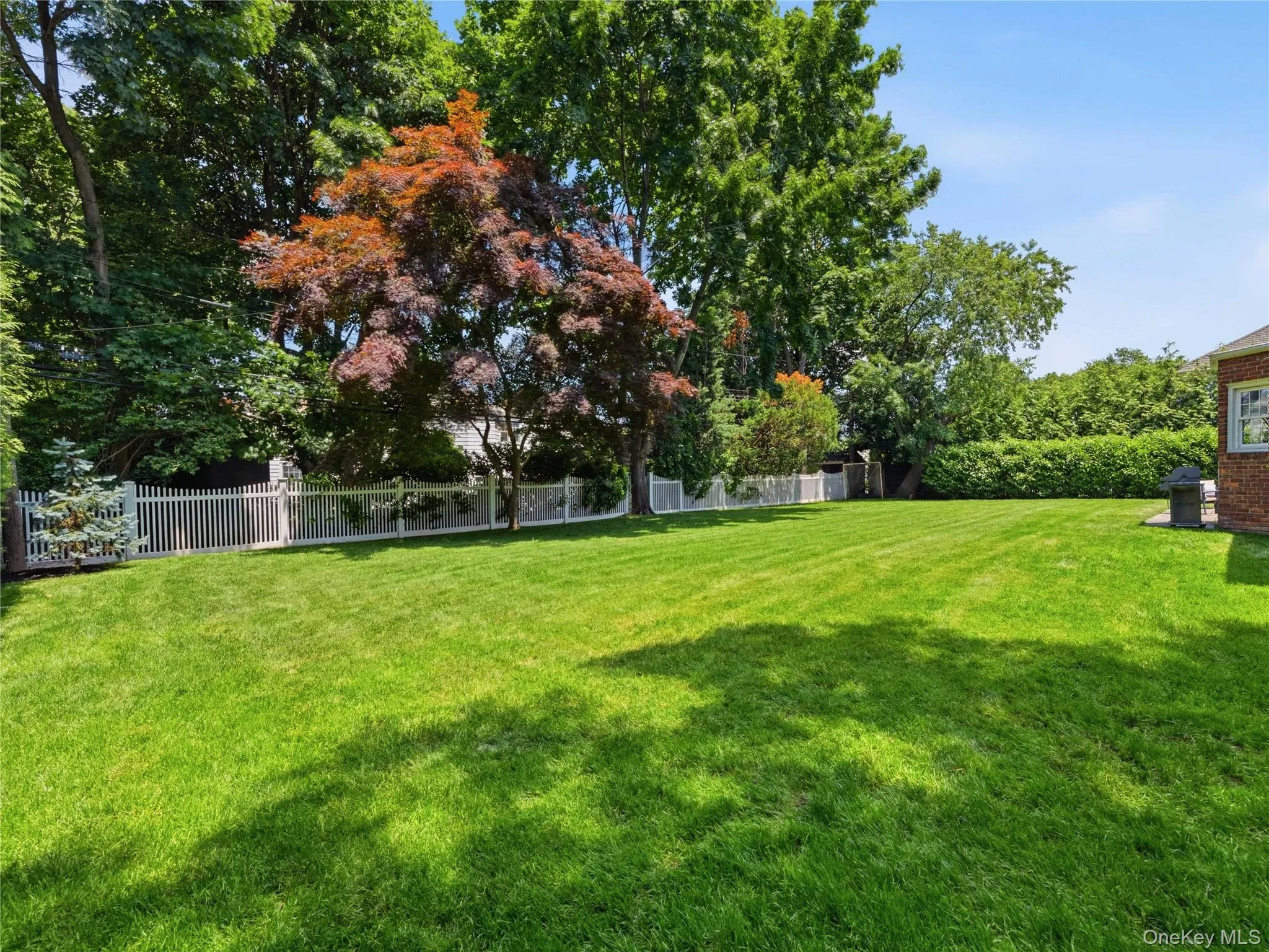 107 Dogwood Lane, North Hempstead, NY, 3 Bedrooms Bedrooms, 7 Rooms Rooms,2 BathroomsBathrooms,Residential,For Rent,Dogwood,0,1010915 107 Dogwood Lane, North Hempstead, NY, 3 Bedrooms Bedrooms, 7 Rooms Rooms,2 BathroomsBathrooms,Residential,For Rent,Dogwood,0,1010915