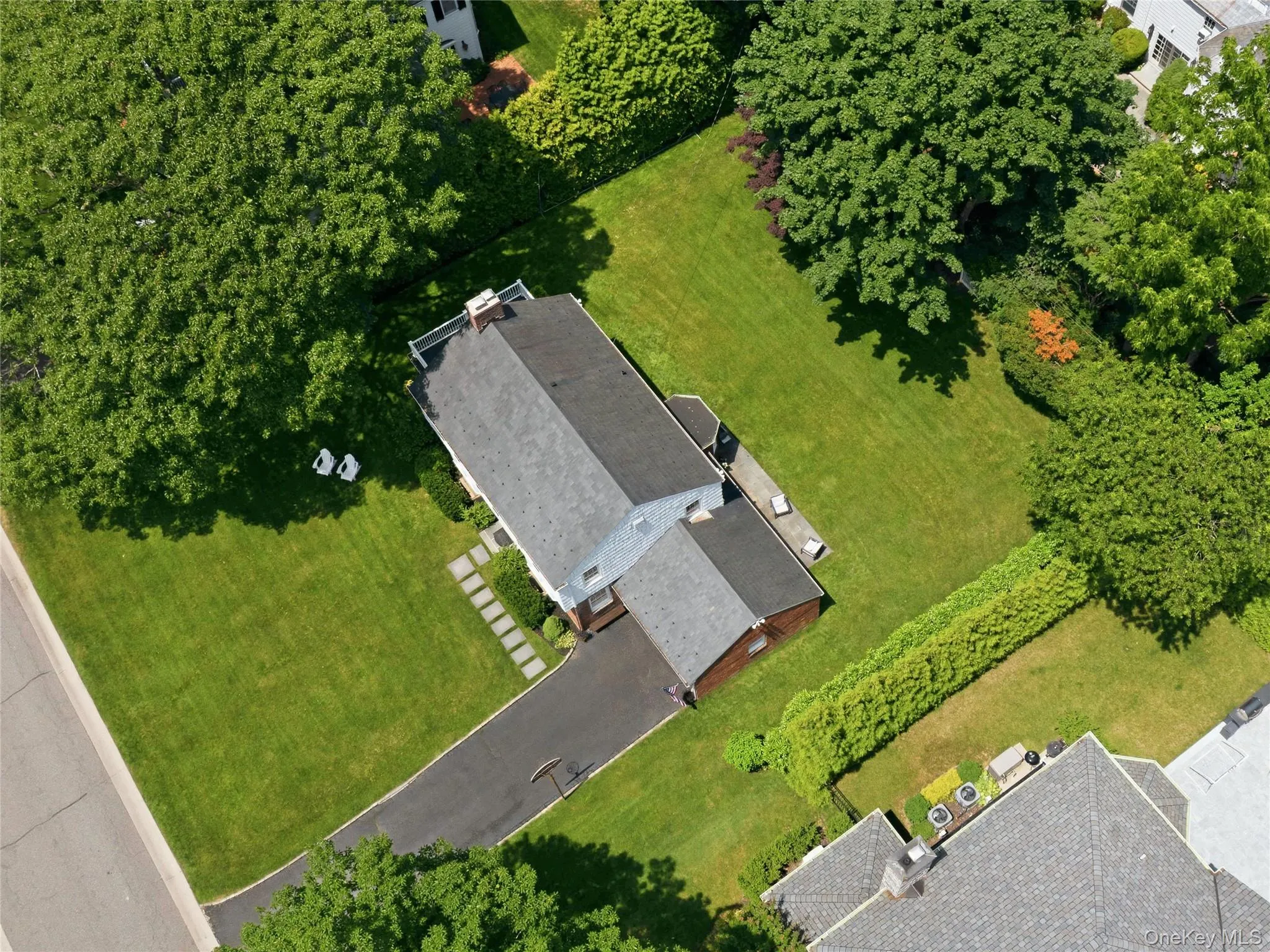 107 Dogwood Lane, North Hempstead, NY, 3 Bedrooms Bedrooms, 7 Rooms Rooms,2 BathroomsBathrooms,Residential,For Rent,Dogwood,0,1010915 107 Dogwood Lane, North Hempstead, NY, 3 Bedrooms Bedrooms, 7 Rooms Rooms,2 BathroomsBathrooms,Residential,For Rent,Dogwood,0,1010915